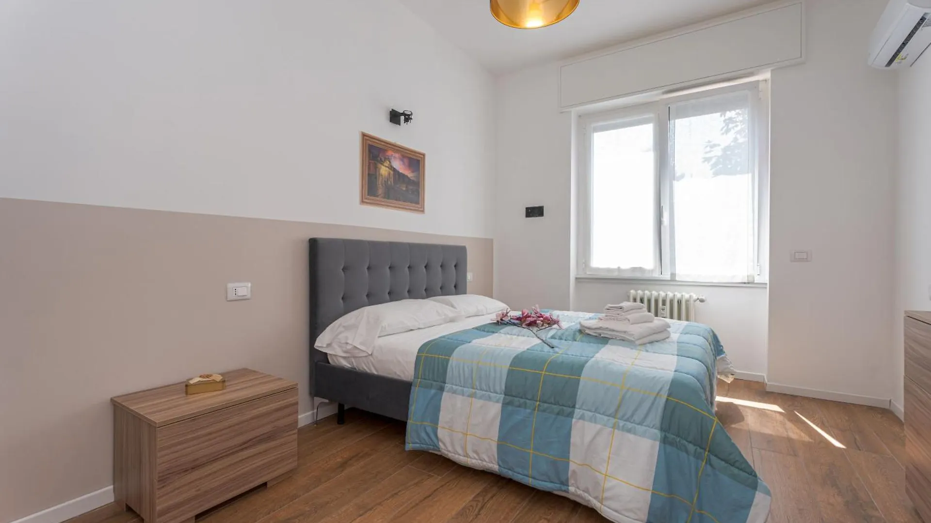Apartments Vistallihouse Bergamo 0*,  Italy