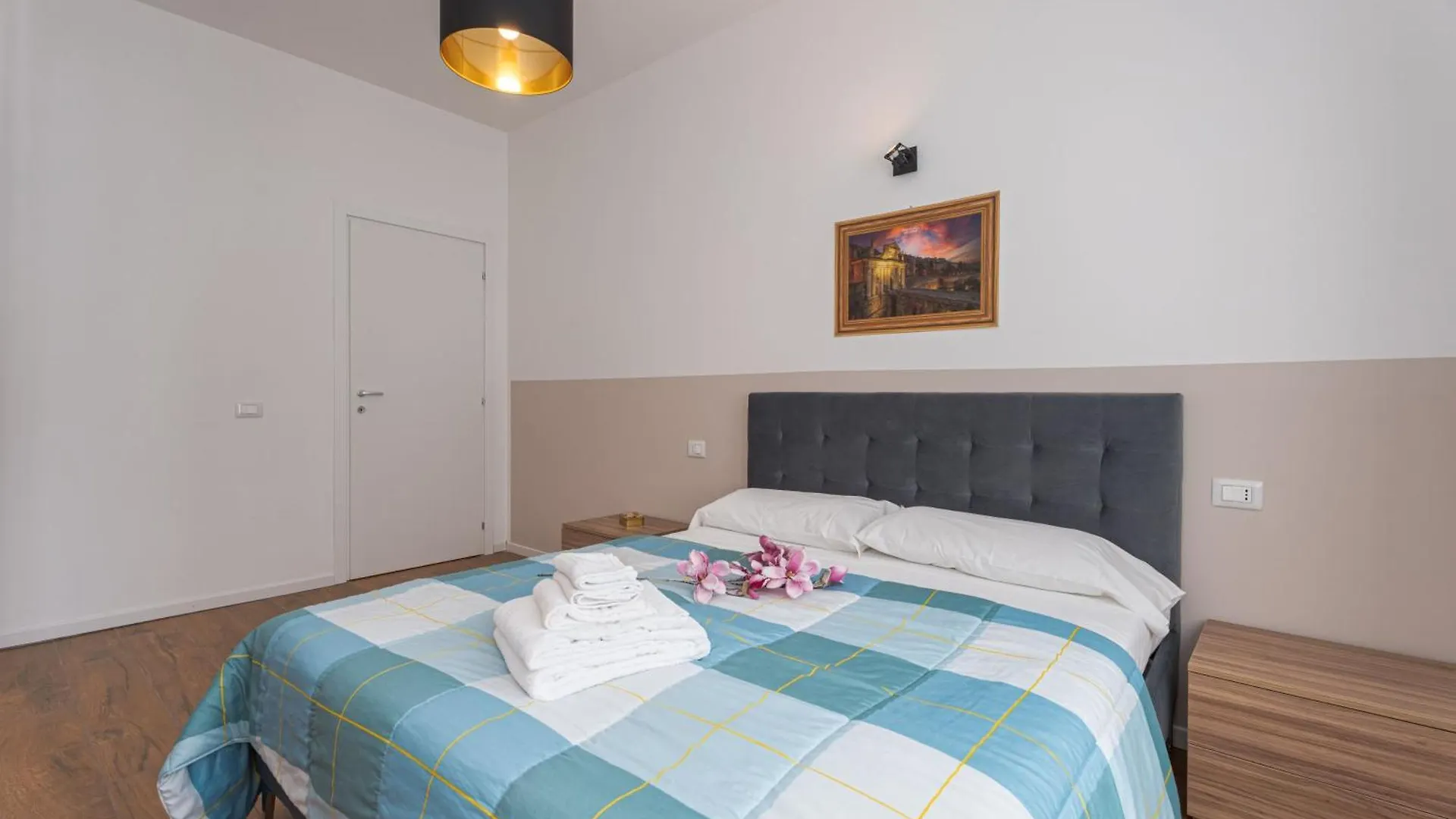 Apartments Vistallihouse Bergamo 0*,