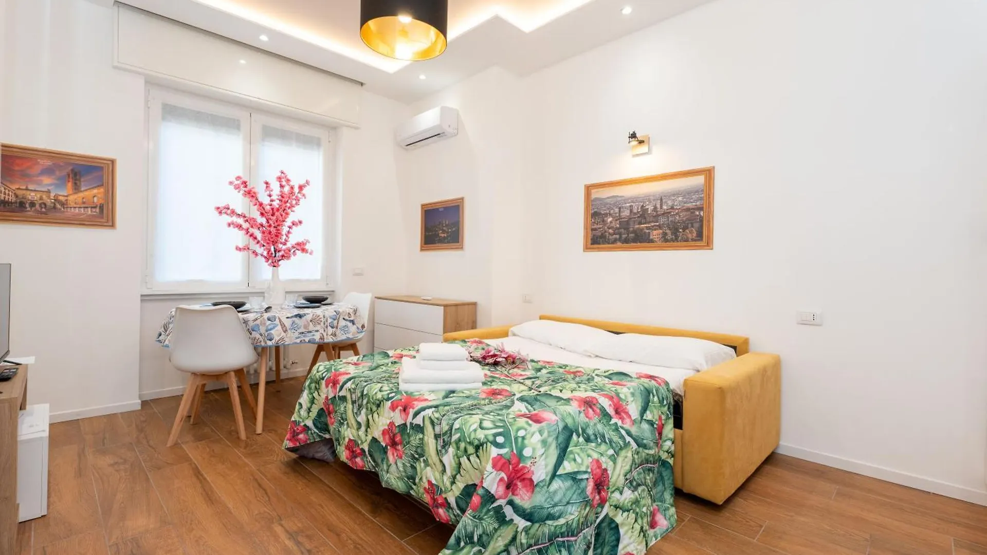 Apartments Vistallihouse Bergamo Italy