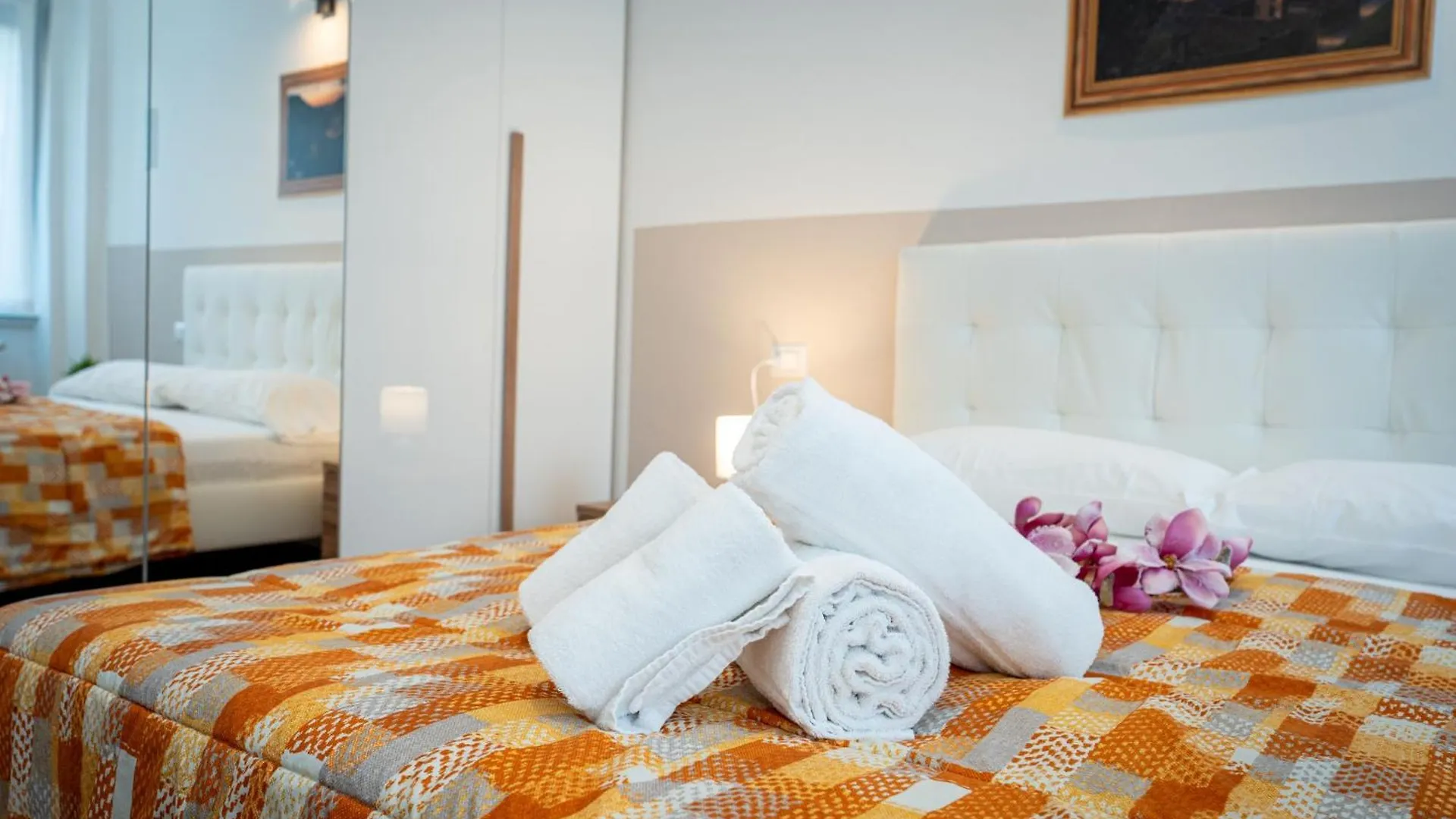 Apartments Vistallihouse Bergamo Italy