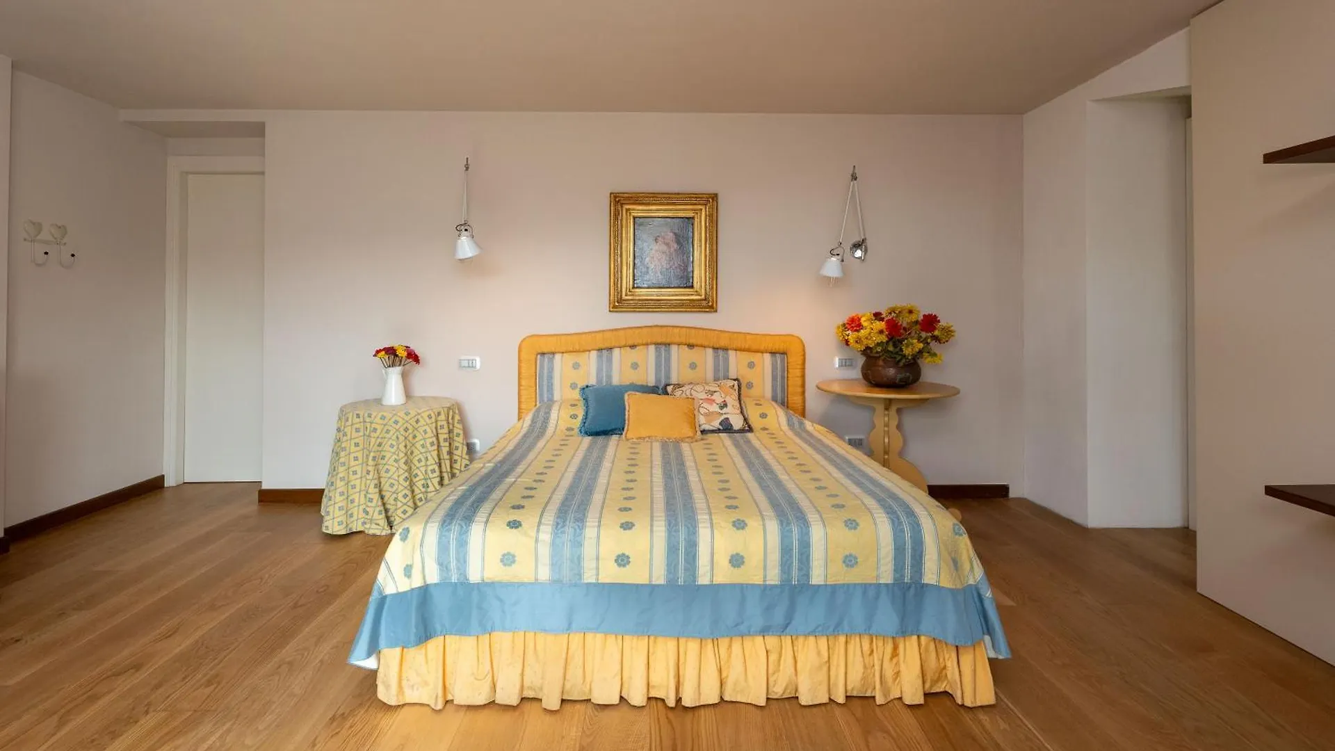 Apartments Vistallihouse Bergamo 0*,