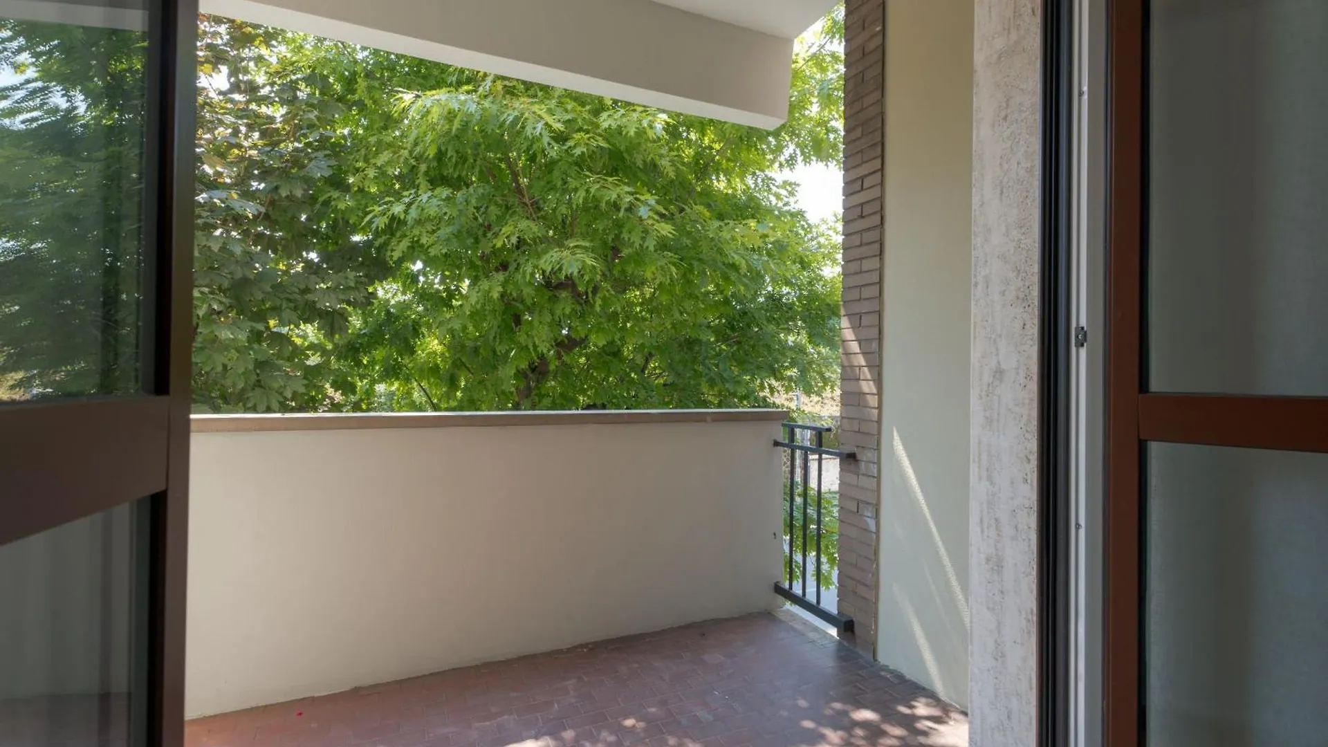 Apartments Vistallihouse Bergamo 0*,